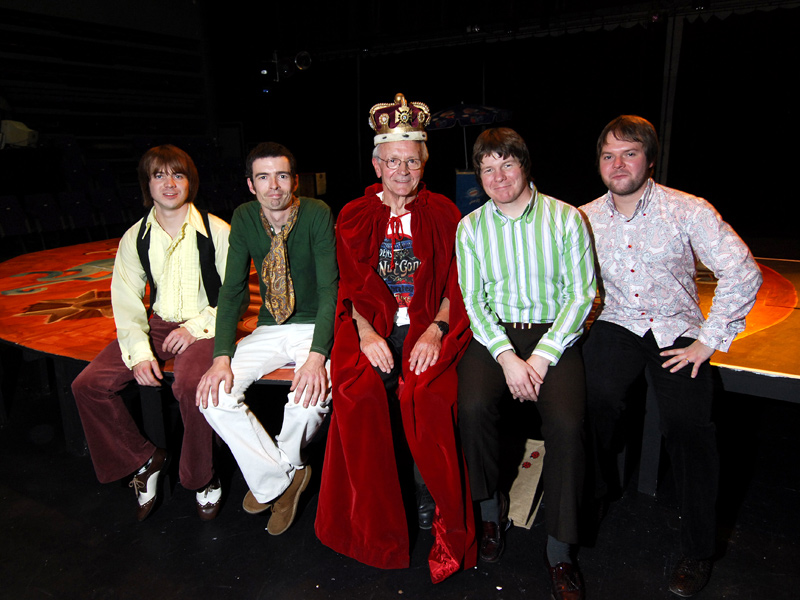 Small Fakers with John Unwin