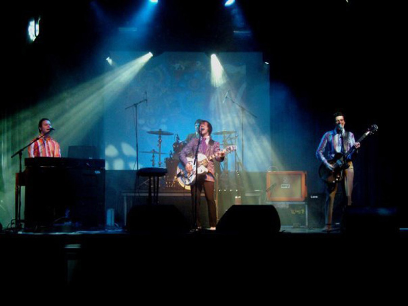 Small Fakers at the Playbox Theatre performing Ogdens Nut Gone Flake